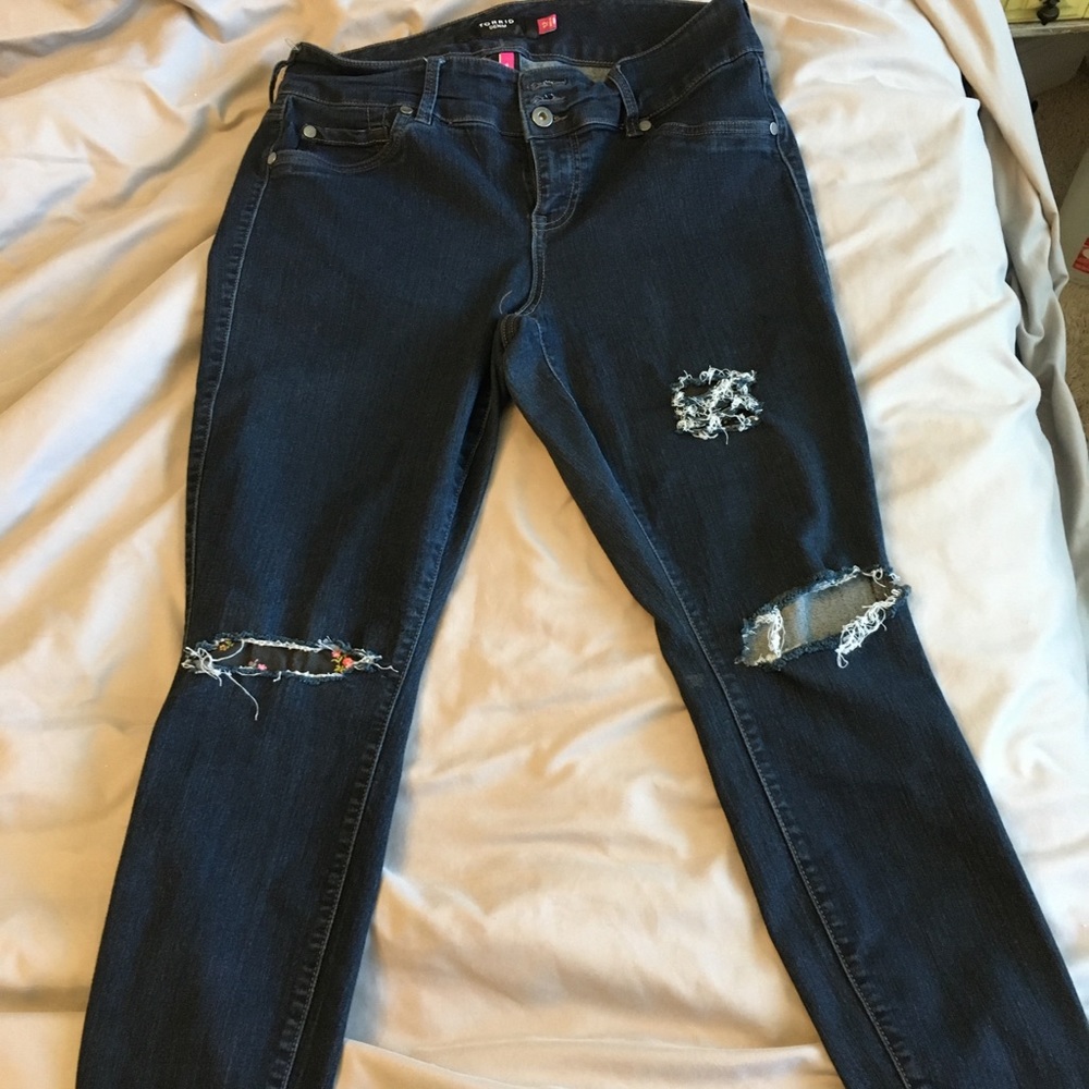 TORRID SKINNY JEAN LEGGINGS